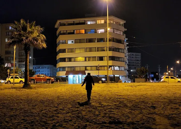Avenida del Mar , Primera Linea, edificio Canto del agua